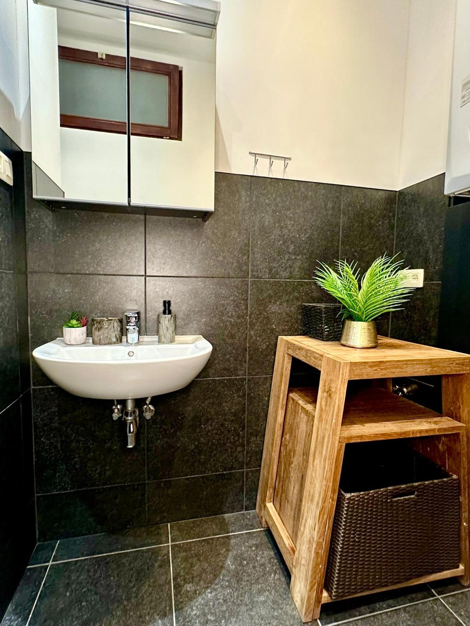 Luxury Suites Centrum By Rikas Hotels Anvers Dış mekan fotoğraf